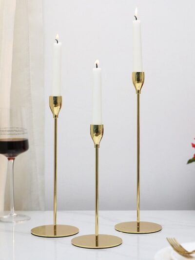 Ins Luxury Metal Candle Holders Candlestick Fashion Wedding Table Candle Stand Exquisite Candlestick Christmas Table Home Decor